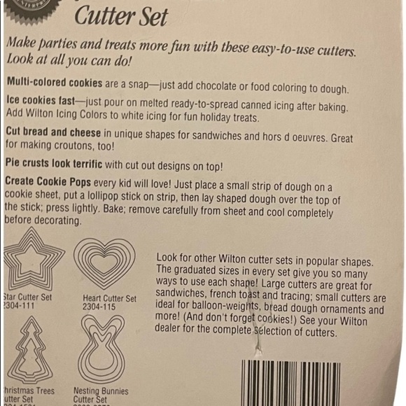 WILTON Halloween cookie cutter bundle - Picture 7 of 12